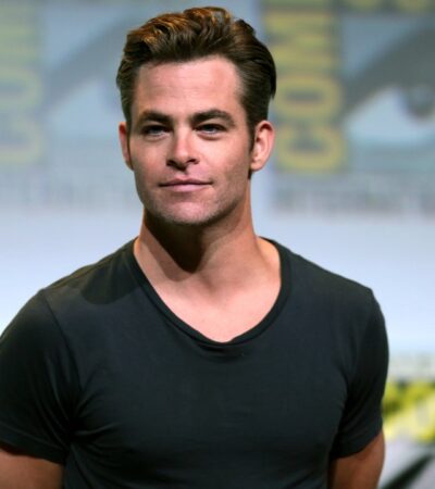 How to Dress Like Chris Pine: Style Guide to a Modern Hollywood Icon