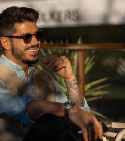 117 Smooth Rizz Lines: Best Pickup Lines in 2025