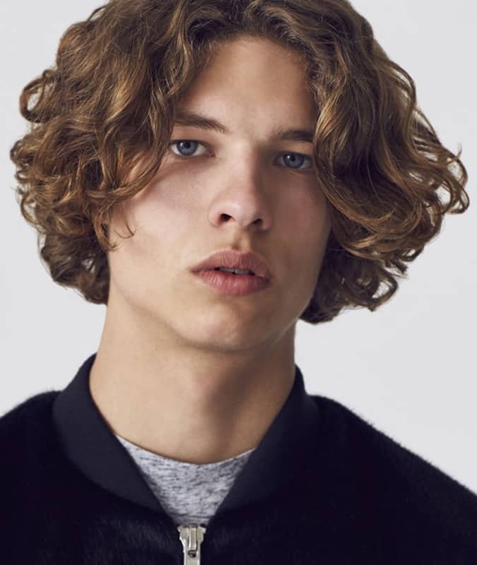 Men's Long Wavy Hairstyles